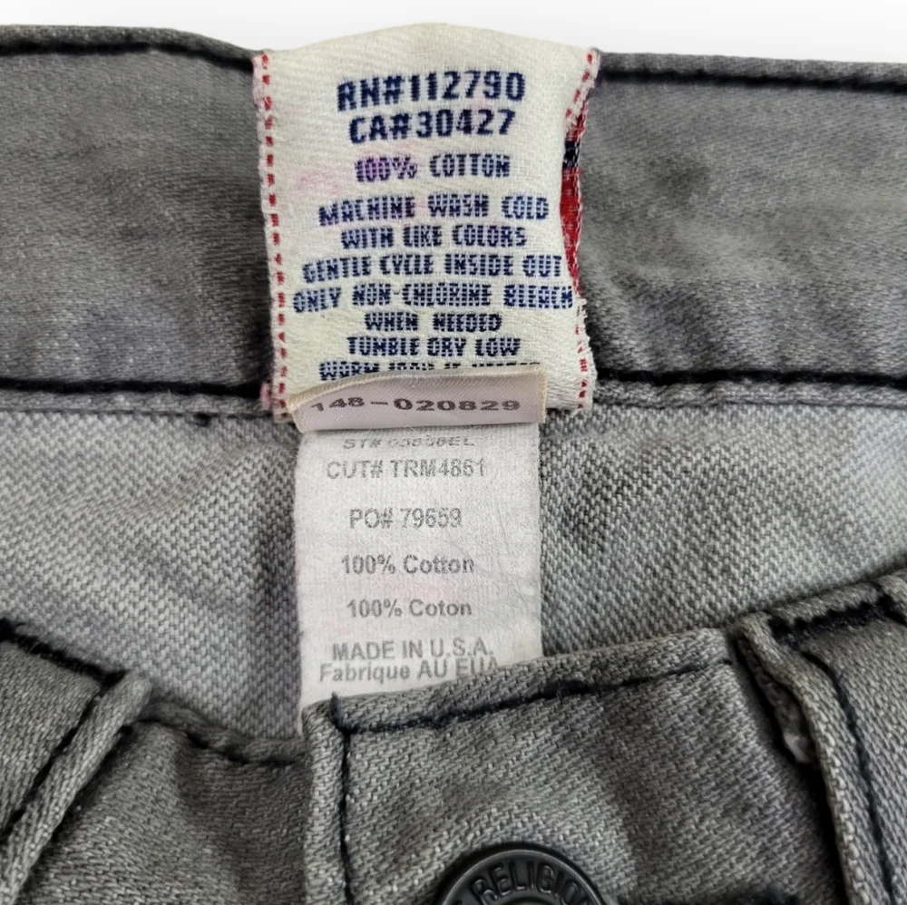 True Religion Billy Jeans Gray Black 28 x 31